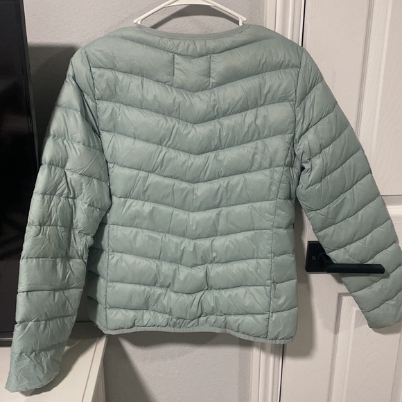 Warm light puffer jacket - Picture 2 of 12